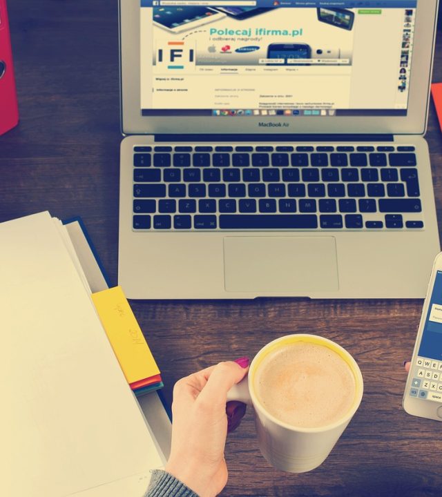 laptop, iphone, workspace, hands, coffee, binders, facebook, social media, social networking, working, notebook, desk, work, office, business, macbook, connection, networking, technology, wireless, facebook, facebook, social media, social media, social media, social media, social media